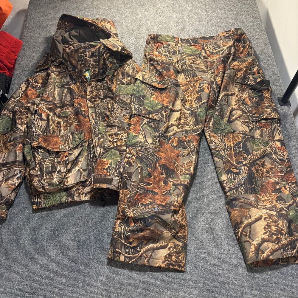 Cabelas Dry Plus Camo Hunting Jacket XL Cargo Pants Sz 38 Waterproof Outdoor Set